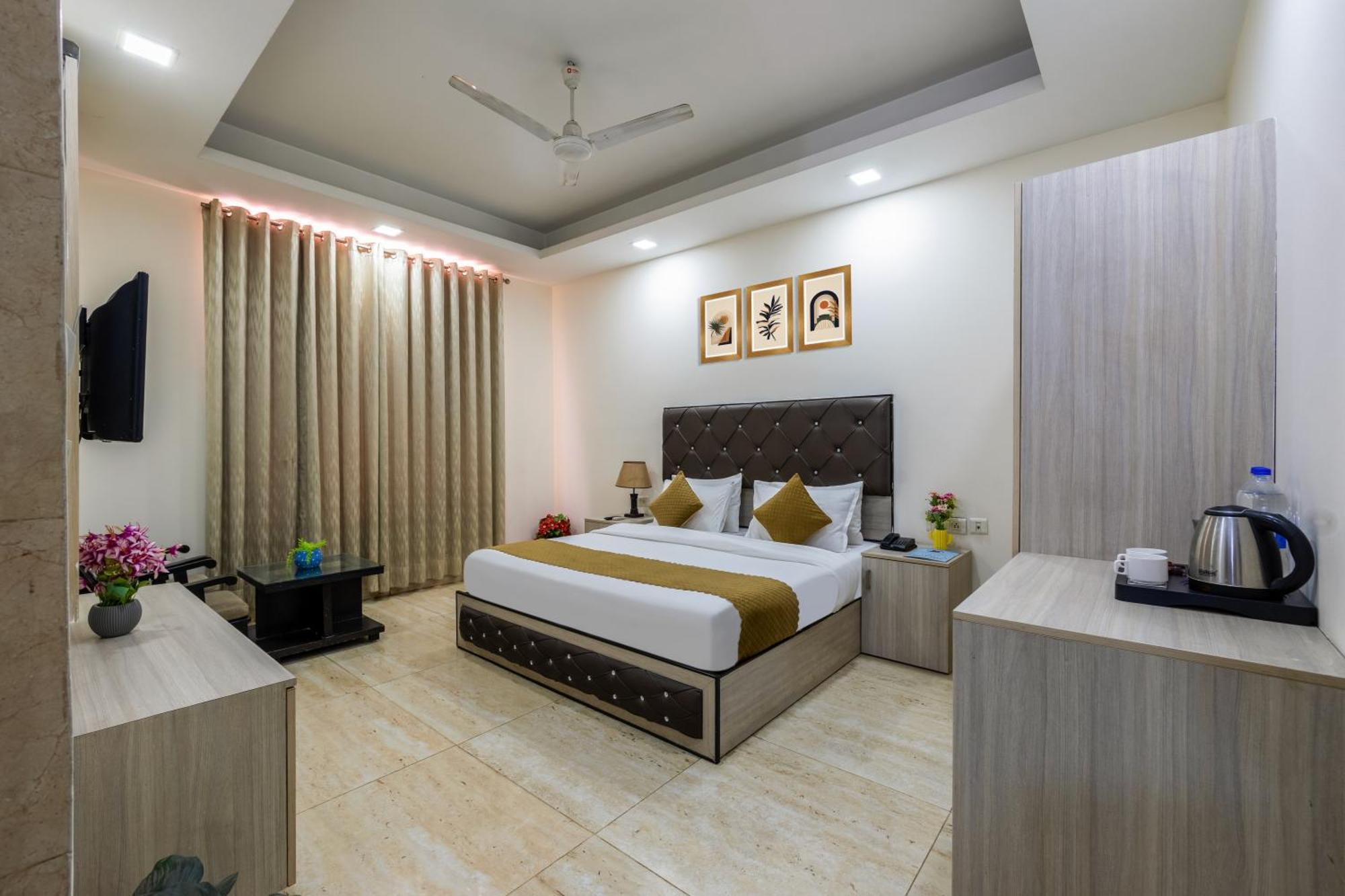 Kabul Hotel By Nexhub Palace - Medanta غورغاون المظهر الخارجي الصورة