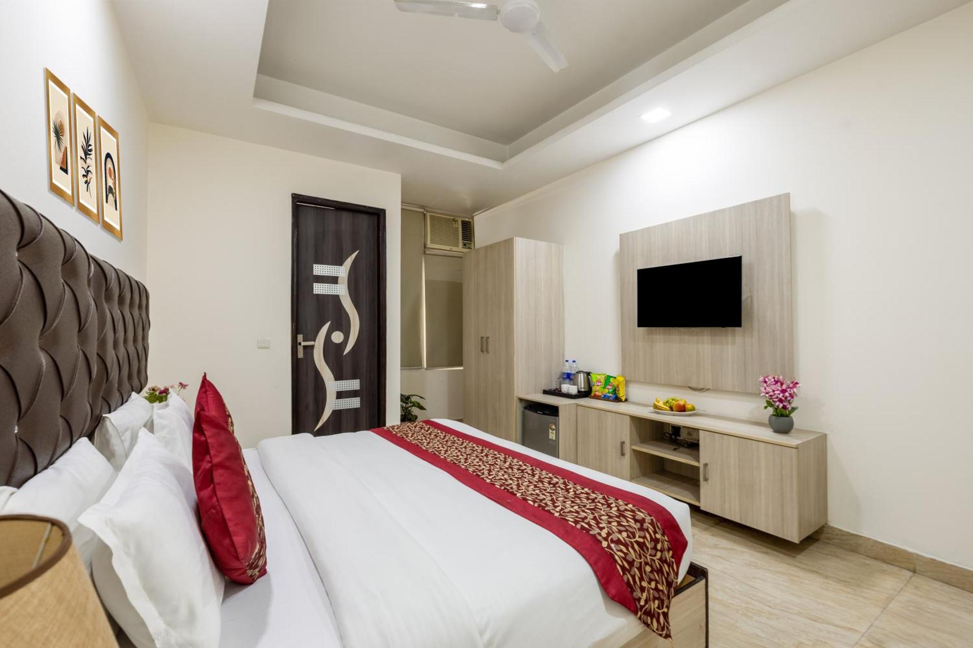 Kabul Hotel By Nexhub Palace - Medanta غورغاون المظهر الخارجي الصورة