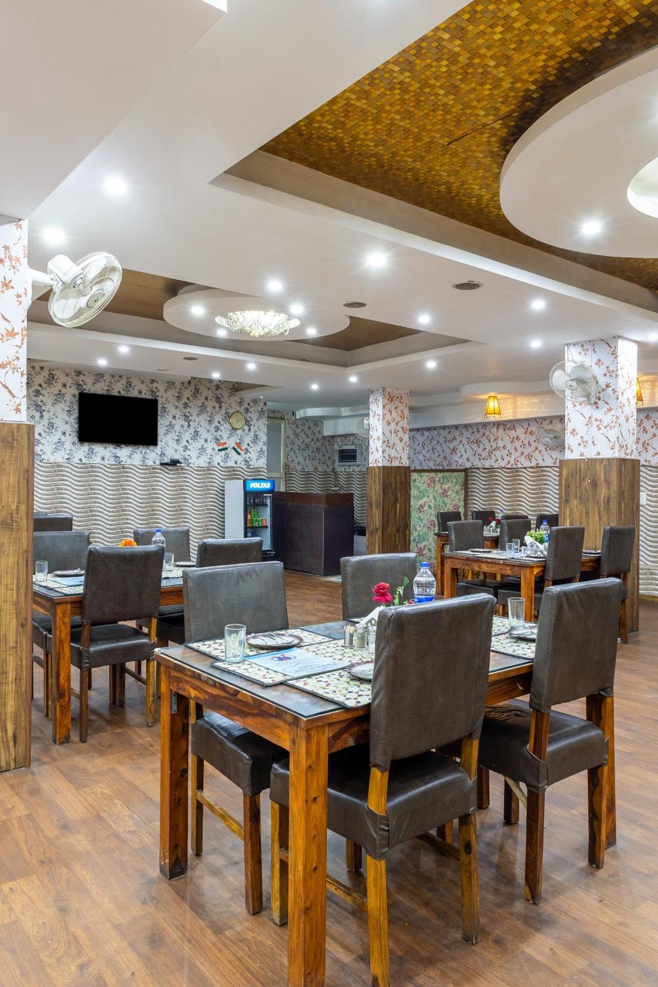 Kabul Hotel By Nexhub Palace - Medanta غورغاون المظهر الخارجي الصورة